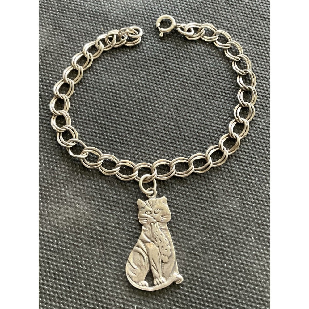 Vintage sterling silver double-link charm bracelet Detailed Sitting Cat Charm